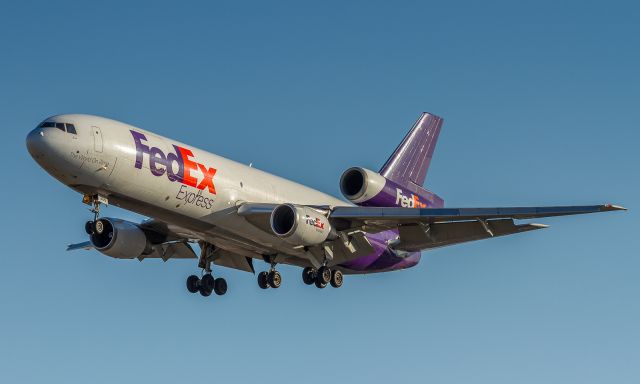 McDonnell Douglas DC-10 (N306FE)