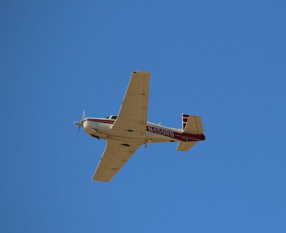 Mooney M-20 (N459RB)