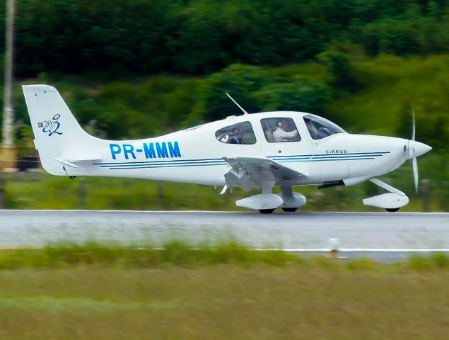 Cirrus SR-22 (PR-MMM)