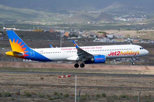 Airbus A321neo (G-SUNF)