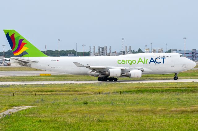 Boeing 747-400 (TC-ACG)