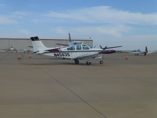 Beechcraft 35 Bonanza (N4563S)