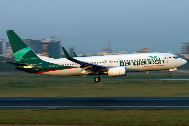 Boeing 737-800 (S2-AFL)