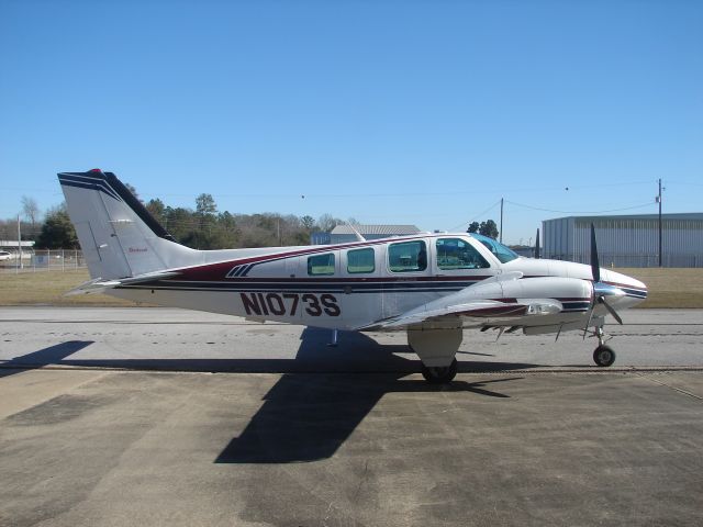 Beechcraft Baron (58) (N1073S)