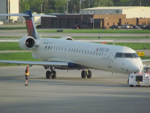Hawker 800 (N602LR)