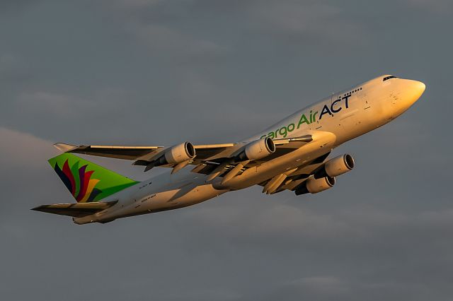 Boeing 747-400 (TC-ACF)