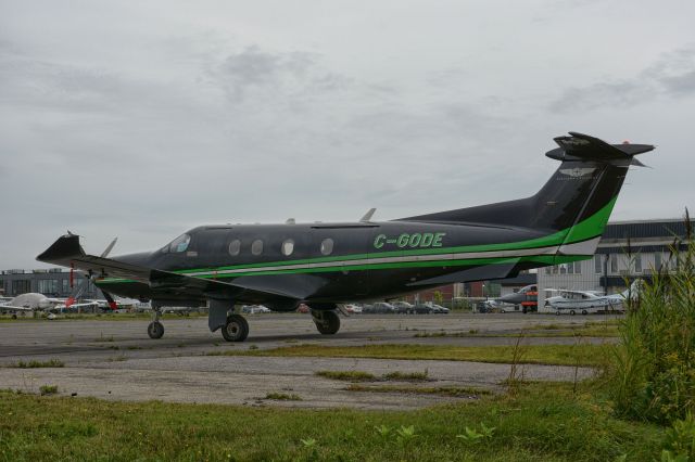 Pilatus PC-12 (C-GODE)