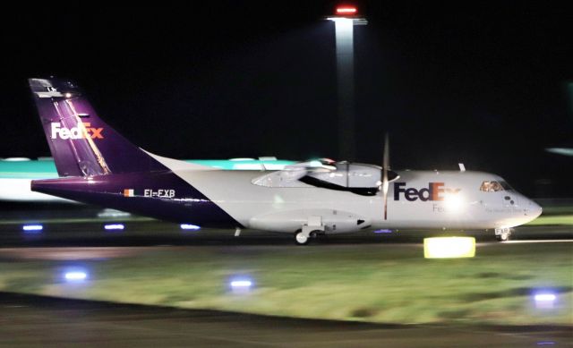 Aerospatiale ATR-42-300 (EI-FXB) - fedex atr42 ei-fxb dep shannon for paris 11/11/20.