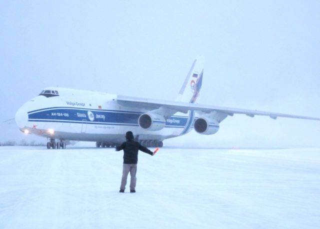 Antonov An-124 Ruslan —