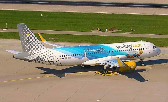 Airbus A320 (EC-MLE) - Vuelings Disney livery taxiing at LSZH