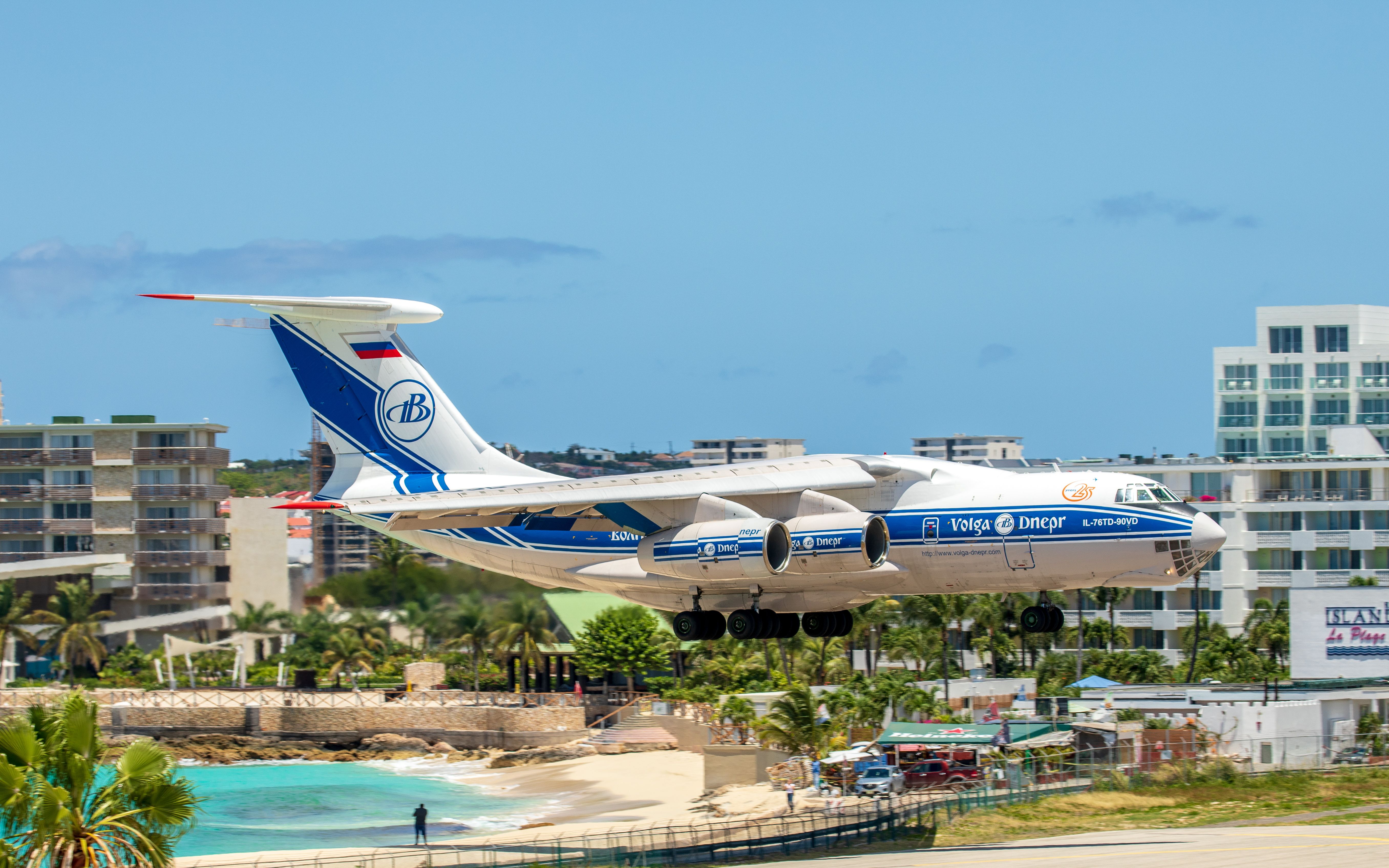 Ilyushin Il-76 (RA-76952)