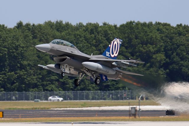 Lockheed F-16 Fighting Falcon (86-0044) - A surprise catch of this freshly painted USAF F-16D from the 121st Fighter Squadron, 113th Fighter Wing, District of Columbia Air National Guard, “Capital Guardians”, departing TOL on 6 Jul 2020. 86-0044 just had its tail flash painted in the MLB 2019 World Series Champion, Washington Nationals logo. If you zoom in you’ll see “DC” on the ventral fin. 