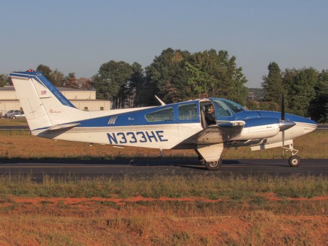 Beechcraft 55 Baron (N333HE)