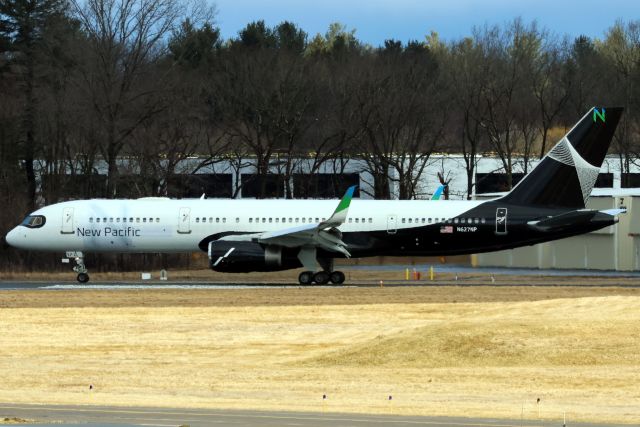 Boeing 757-200 (N627NP)