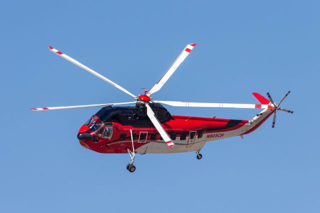 Sikorsky Sea King (N905CH)