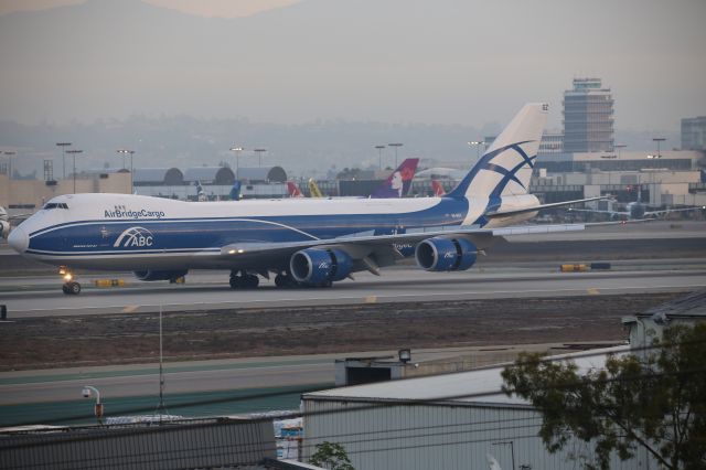 BOEING 747-8 (VQ-BGZ)