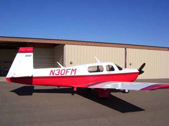 Mooney M-20 (N30FM)