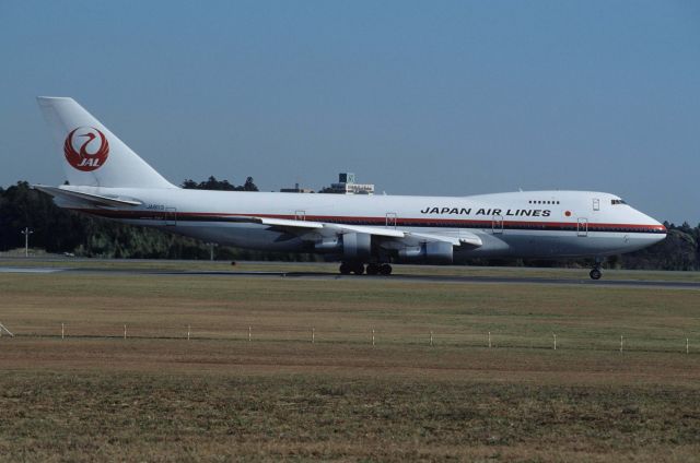 Boeing 747-200 (JA8113) - Departure at Narita Intl Airport Rwy16 on 1990/12/03