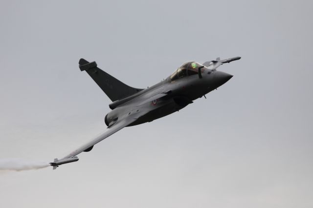 — — - Rafale C, French AF