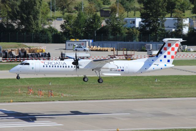 de Havilland Dash 8-400 (9A-CQB)