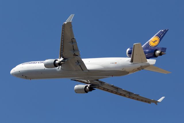 Boeing MD-11 (D-ALCD)