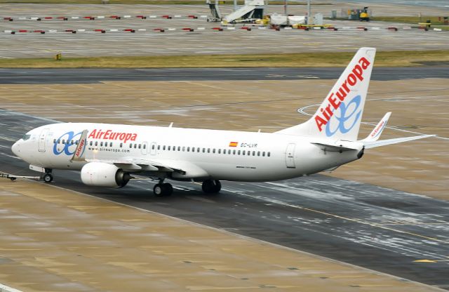 Boeing 737-800 (EC-LVR)