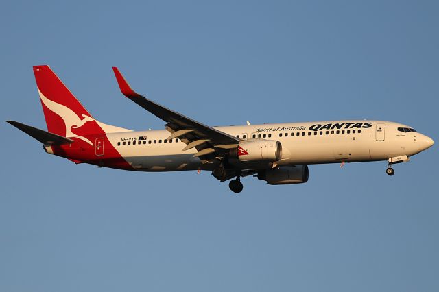 Boeing 737-800 (VH-VYB) - on 21 November 2017