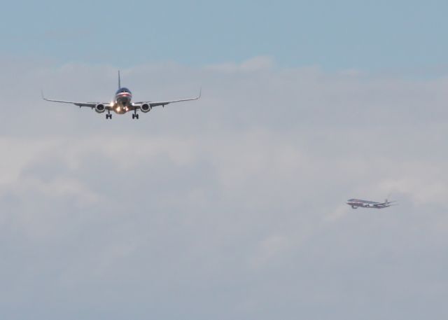 Boeing 737-800 —