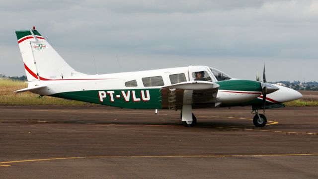 Piper Seneca (PT-VLU)