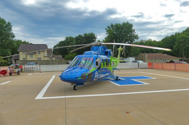 Sikorsky S-76 (N919CM) - Children's Mercy Hospital helicopter (SIKORSKY S-76 Spirit)  operated by Phi Air Medical, at Newman Regional Hospital, Emporia, KS 7-27-23