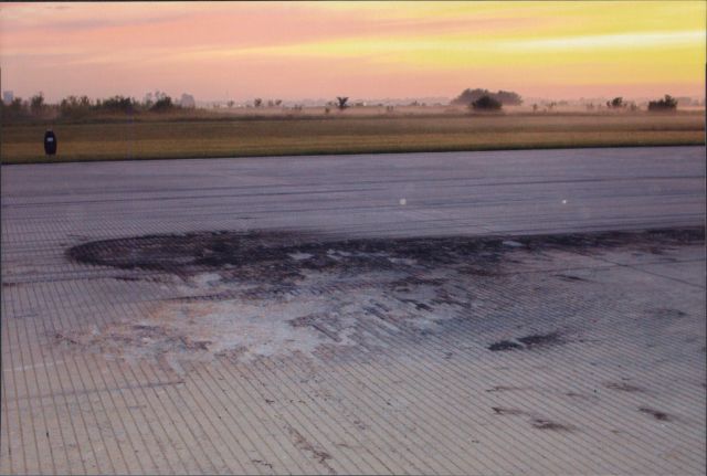 — — - Runway 9-27 after burn up June 2008