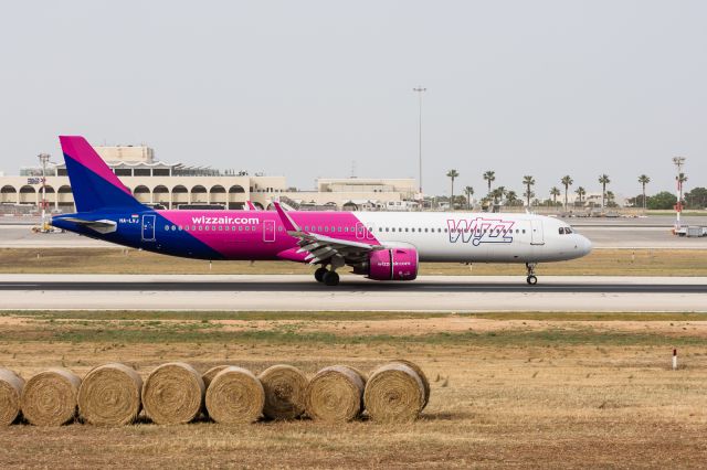 Airbus A321 (HA-LVJ)