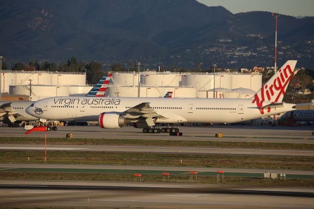 BOEING 777-300ER (VH-VPH)