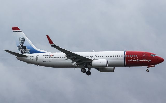 Boeing 737-800 (EI-FVT)