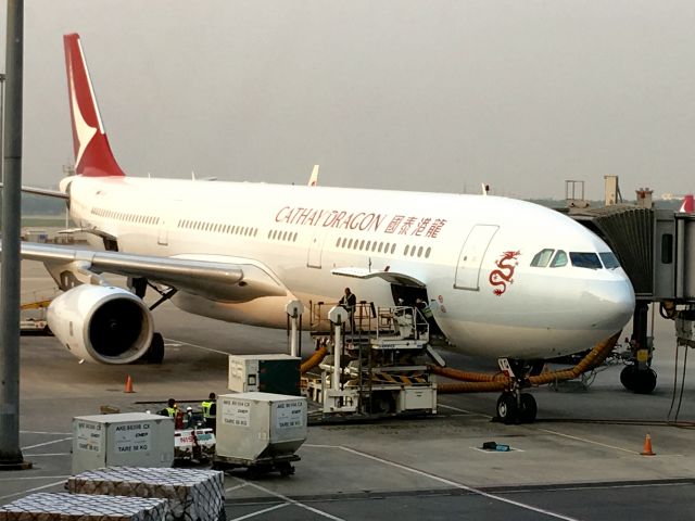 Airbus A330-300 —