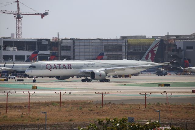 Airbus A350-1000 (A7-ANJ)