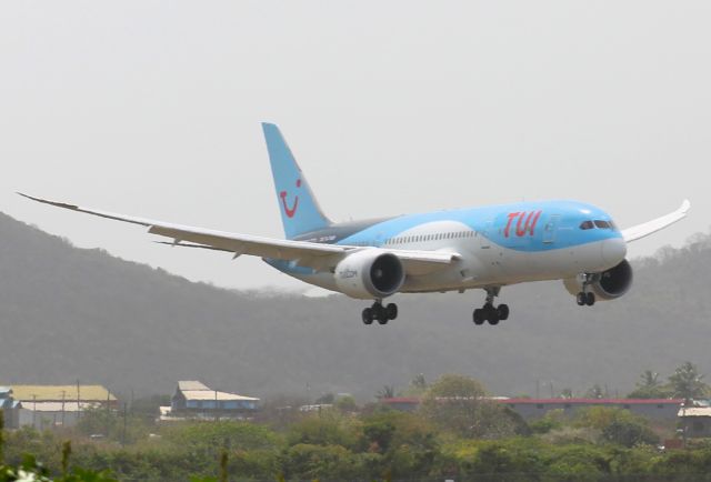 Boeing 787-8 (G-TUID)