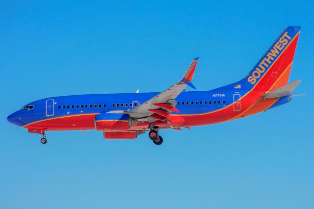 Boeing 737-700 (N7751A) - Southwest 8510 from St. Louis, MO. 15 Feb 21.