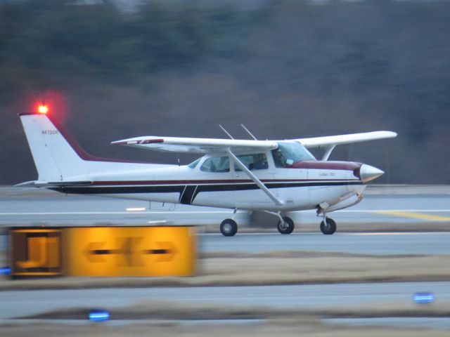 Cessna Skyhawk (N4720R)