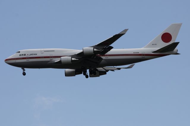 Boeing 747-200 (20-1101)