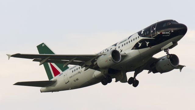 Airbus A319 (EI-IMI) - Airbus in new livery “Discover Friuli Venezia Giulia”.