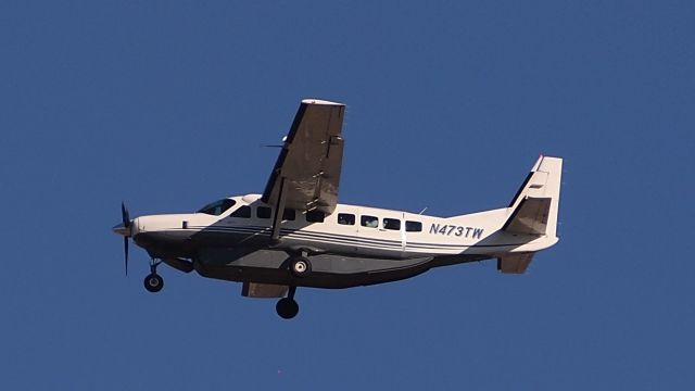 Cessna Caravan (N473TW) - Departing 36C.