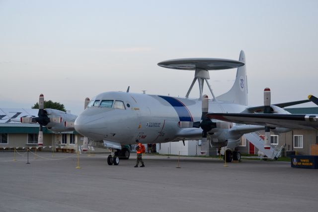 Lockheed P-3 Orion —