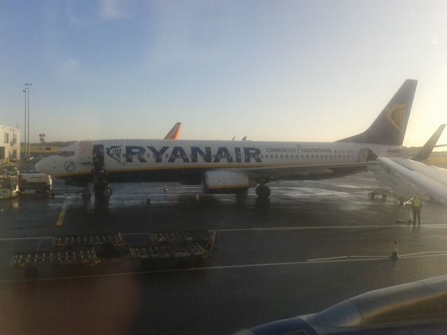 Boeing 737-800 (EI-EFO) - Newcastle Airport - 13/01/2015