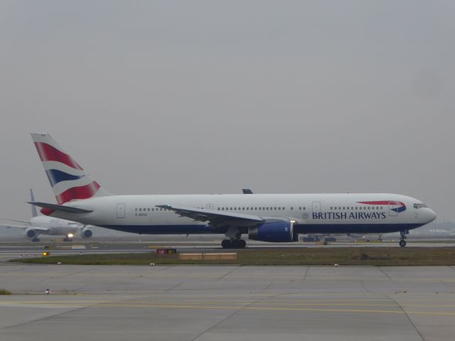 BOEING 767-300 (G-BZHA) - BA B767-300ER G-BZHA ready to takeoff on rwy 18 FRA. 26.11.2016.