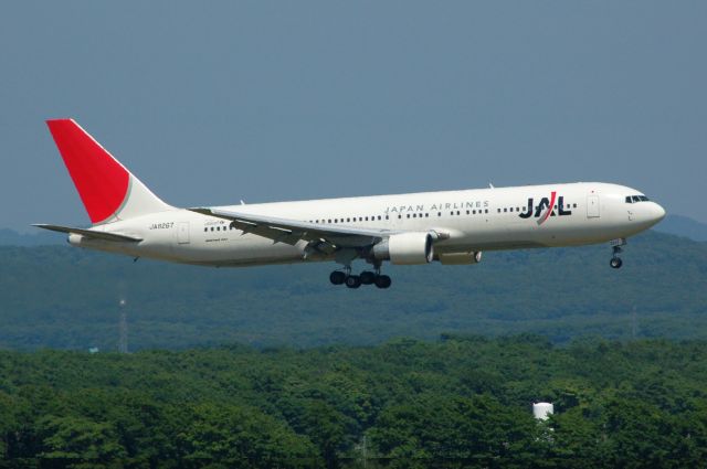 BOEING 767-300 (JA8267) - JA8267  Boeing 767-346 c/n: 23962/193  Japan Airlines - JL / JAL  September 2012 retired