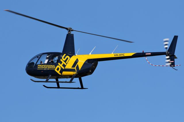 Robinson R-44 (VH-HYC)