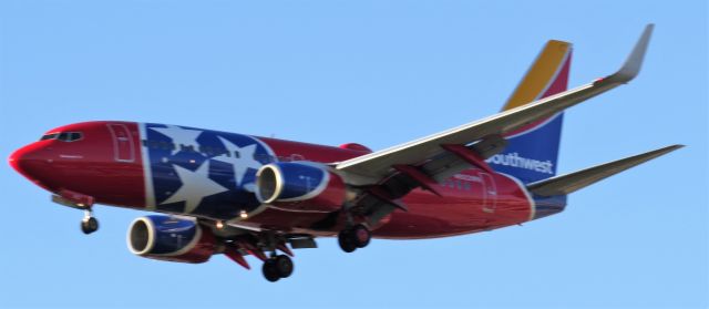 Boeing 737-700 (N922WN)