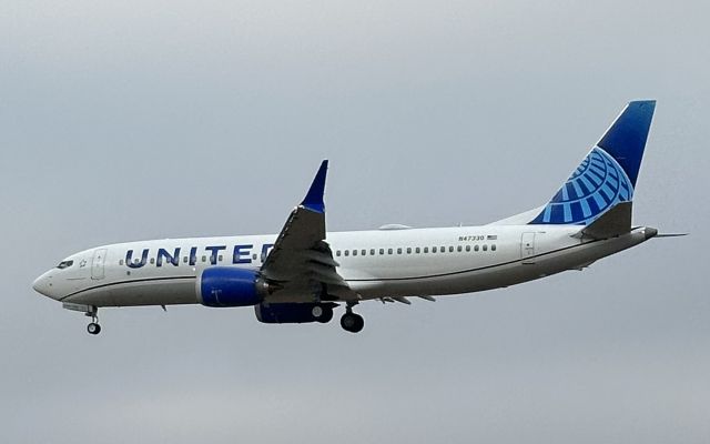 Boeing 737 MAX 8 (N47330) - Runway 25 arrival! 12/30/23.