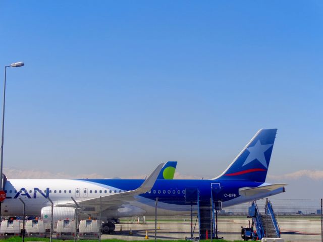 Airbus A320 (CC-BFH)